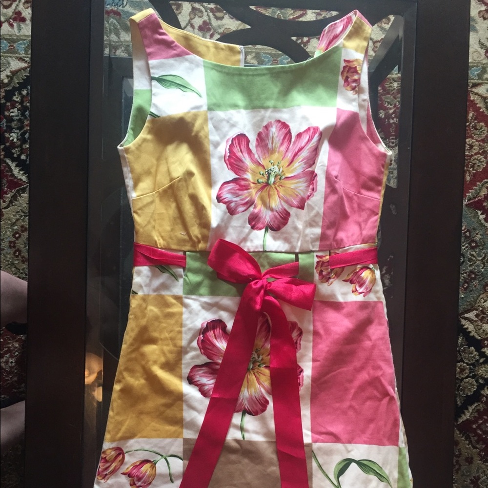 Yuka resort dress size 2
